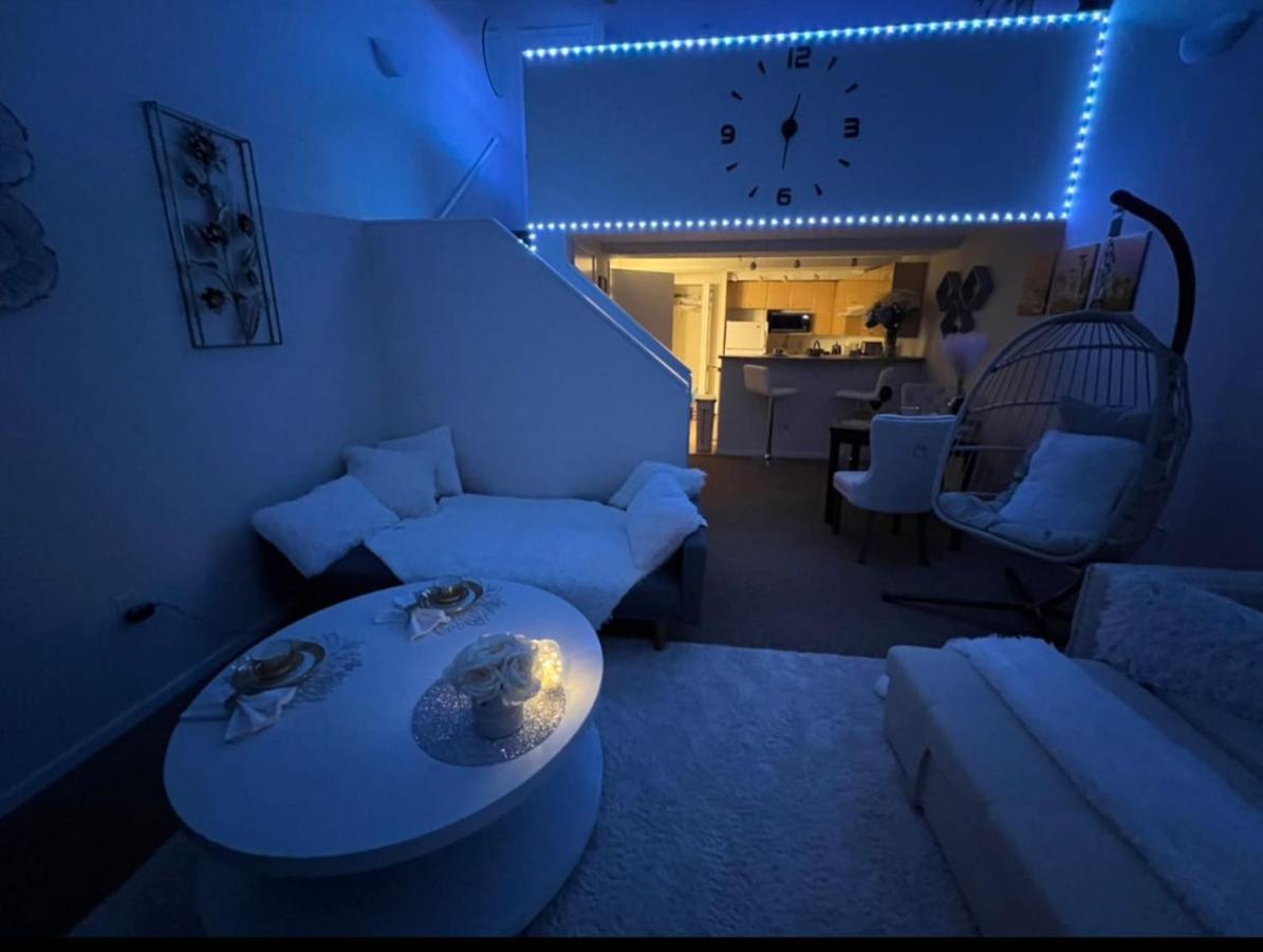 Cozy Downtown Condo Retreat With Space Needle View Σιάτλ Εξωτερικό φωτογραφία